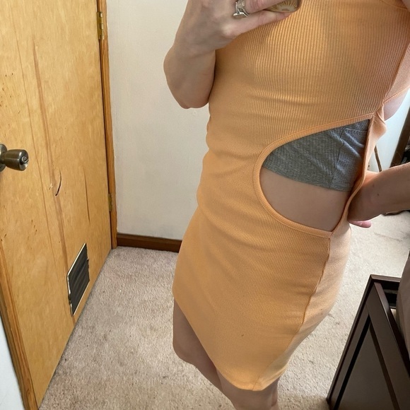 NWT Missguided Racer Neck Cutout Detail Peach Ribbed Mini Dress - Picture 8 of 10